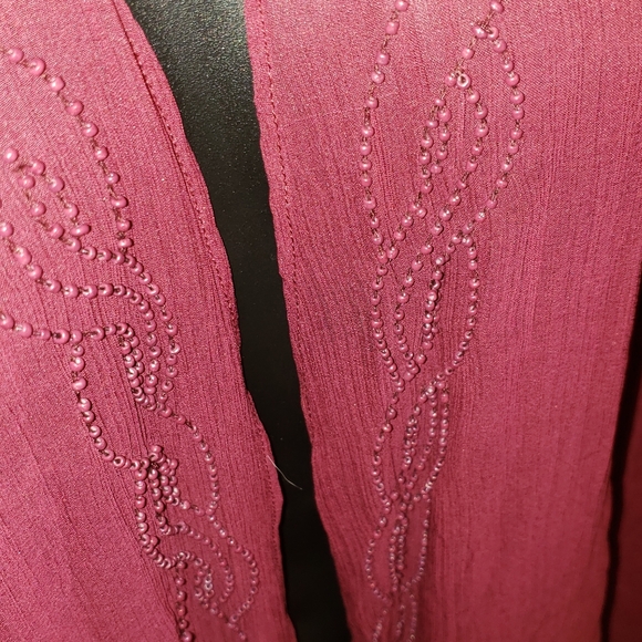 NWT kimono with Beading. - Picture 1 of 6